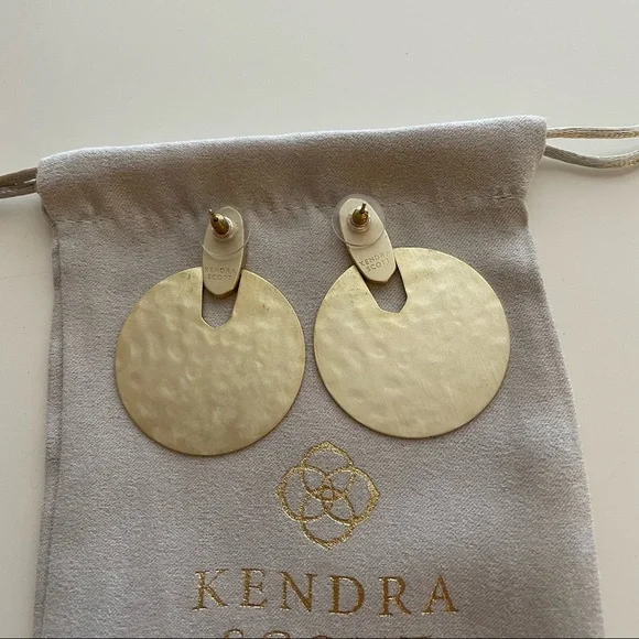 NWOT Kendra Scott Didi Gold Statement Earrings - Picture 6 of 8